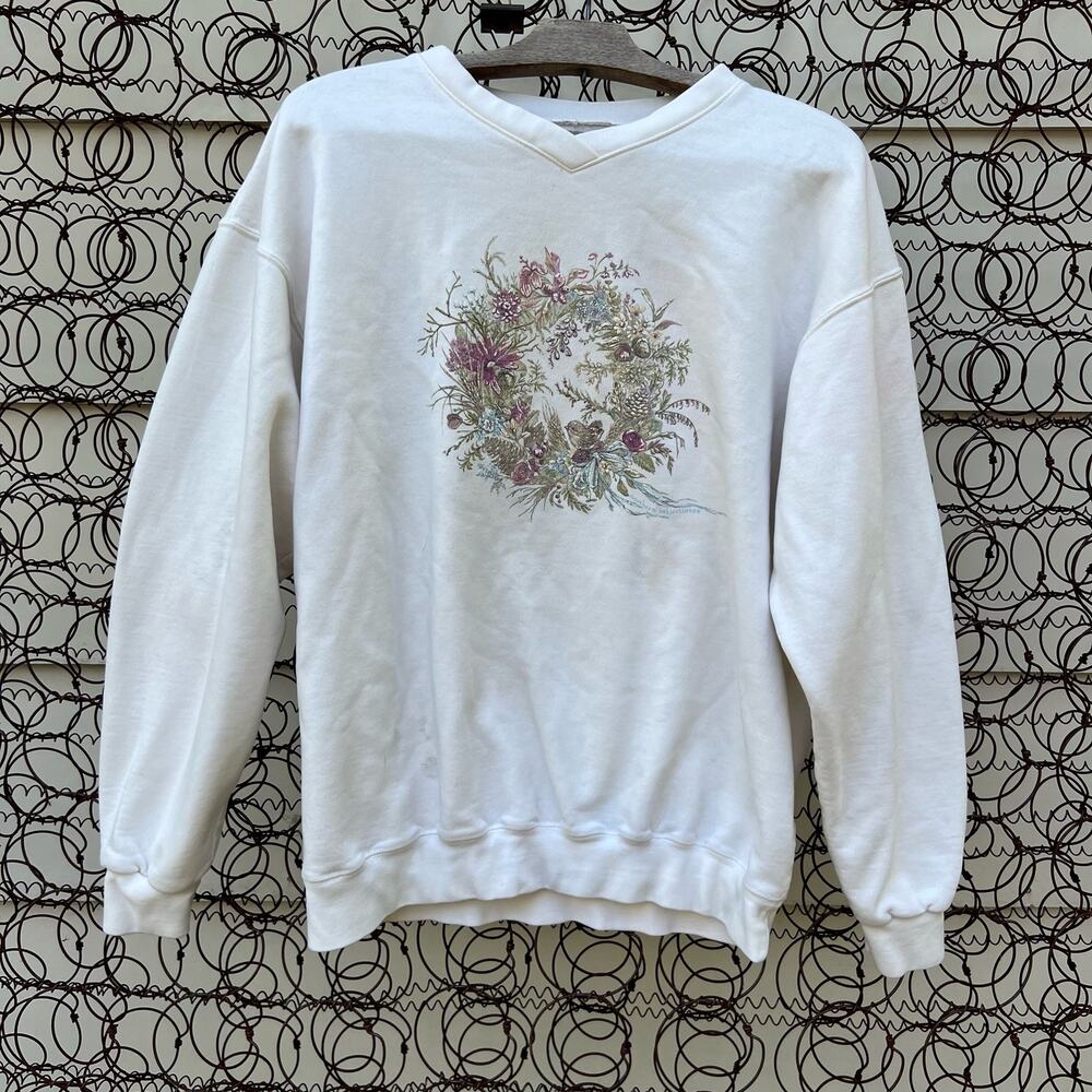Vintage 90s Northern Reflections Fall Floral Wreath Wren V-Neck Sweatshirt
